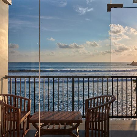 Kings Bay Beach Resort Galle Exterior photo