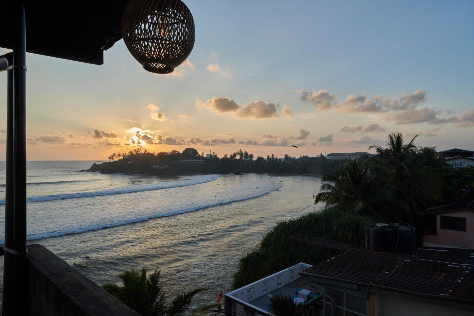 Kings Bay Beach Resort Galle Exterior photo